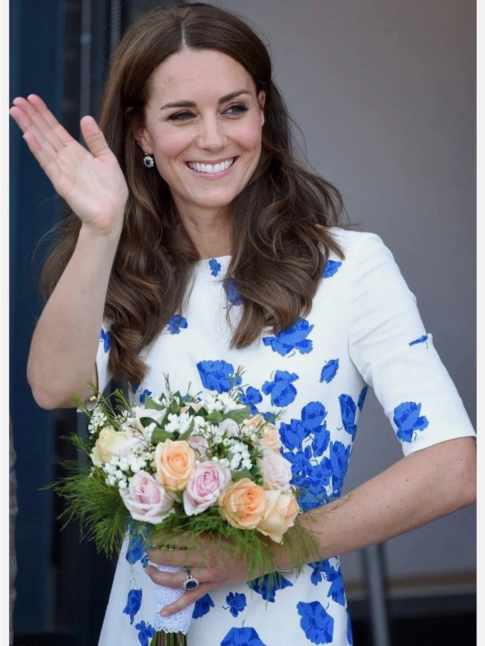 L.K. Bennett Lasa Dress US 2 Blue White Poppy ASO Kate Middleton Floral Pristine - Picture 2 of 15
